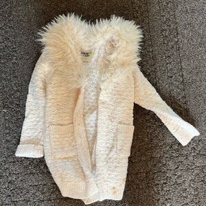 Genuine kids from Oshkosh 2t sweater with fur around the collar.